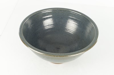 Lot 51 - A LARGE DAVID LLOYD-JONES (1928 - 1994). STONEWARE GLAZED ART POTTERY FOOTED BOWL