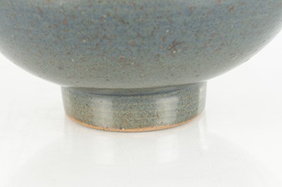 Lot 51 - A LARGE DAVID LLOYD-JONES (1928 - 1994). STONEWARE GLAZED ART POTTERY FOOTED BOWL