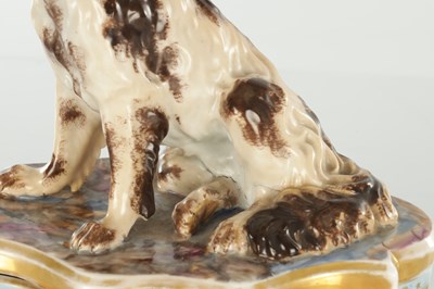 Lot 84 - A 19TH CENTURY FRENCH PORCELAIN INKWELL