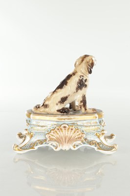 Lot 84 - A 19TH CENTURY FRENCH PORCELAIN INKWELL