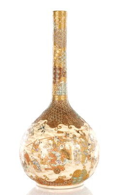 Lot 1709 - A FINE JAPANESE MEIJI PERIOD SATSUMA BOTTLE VASE