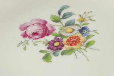Lot 39 - FIVE 19TH CENTURY PORCELAIN COPENHAGEN CABINET PLATES
