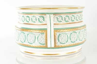 Lot 65 - A VICTORIAN MINTON STYLE ENGLISH CERAMIC FOOTBATH