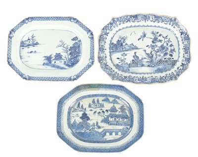 Lot 1714 - THREE 18TH CENTURY CHINESE BLUE AND WHITE MEAT PLATES