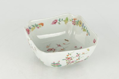 Lot 25 - A 19TH CENTURY SPODE SALAD BOWL