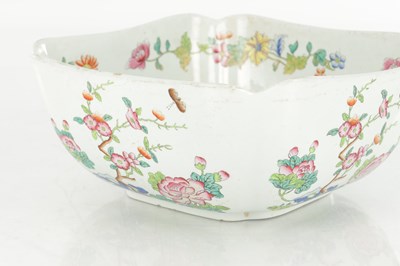 Lot 25 - A 19TH CENTURY SPODE SALAD BOWL