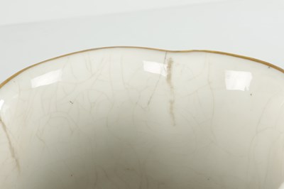 Lot 36 - A 19TH CENTURY CAPODIMONTE PORCELAIN JARDINIERE