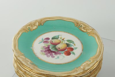 Lot 66 - A 19TH CENTURY ENGLISH PORCELAIN DESSERT SERVICE