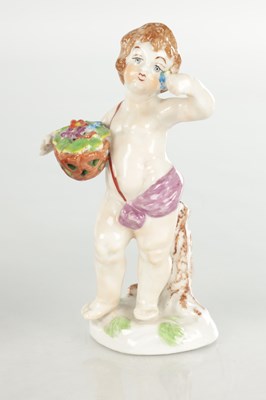 Lot 57 - A COLLECTION OF CONTINENTAL PORCELAIN FIGURES