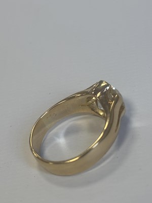 Lot 180 - A VICTORIAN 18CT GOLD 4.38CT SINGLE STONE DIAMOND RING