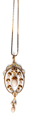 Lot 159 - A 9ct Yellow Gold and Opal PENDANT with fine...