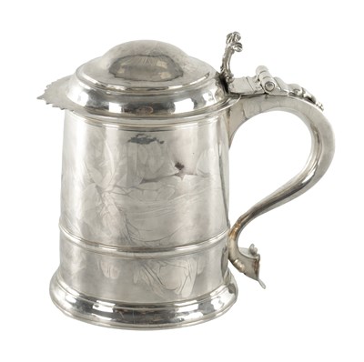 Lot 463 - A GEORGE I SILVER LIDDED TANKARD