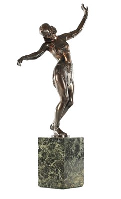 Lot 617 - MAX LE VERRIER. A FRENCH ART DECO PATINATED BRONZE SCULPTURE