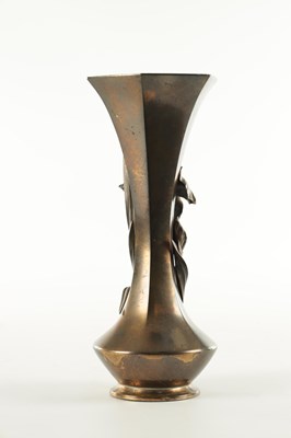Lot 580 - AN ART NOUVEAU FRENCH BRONZE VASE