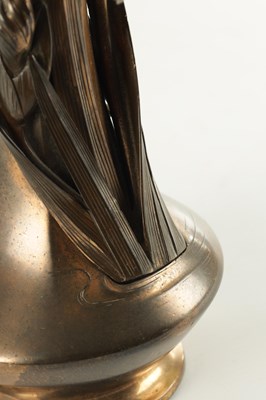Lot 580 - AN ART NOUVEAU FRENCH BRONZE VASE