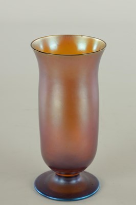 Lot 5 - A WMF 'MYRA KRISTALL' ART DECO GLASS VASE