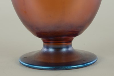 Lot 5 - A WMF 'MYRA KRISTALL' ART DECO GLASS VASE