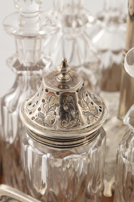 Lot 168 - SILVER CRUET