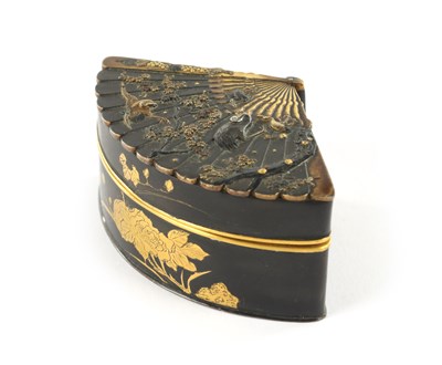 Lot 103 - A JAPANESE MEIJI PERIOD BRONZE AND MIXED-METAL GOLD AND SILVER INLAID SMALL BOX