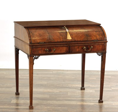 Lot 1521 - A GOOD GEORGE III CHIPPENDALE MAHOGANY CYLINDER DESK