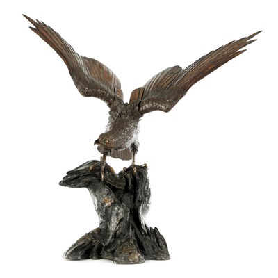 Lot 68 - AN IMPRESSIVE JAPANESE MEIJI PERIOD BRONZE AND GILT HIGHLIGHTED SCULPTURE OF AN EAGLE