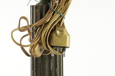 Lot 910 - A 20TH CENTURY FRENCH PAINTED WOOD AND BRASS TABLE LAMP