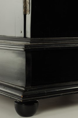 Lot 519 - A LATE 18TH CENTURY ITALIAN EBONISED TABLE CABINET