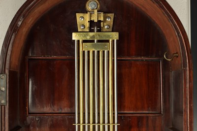 Lot 990 - GUSTAV HORSTMANN, BATH. A FINE MID 19TH CENTURY FIGURED MAHOGANY WALL REGULATOR CLOCK