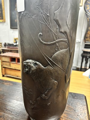 Lot 170 - A LARGE PAIR OF JAPANESE MEIJI PERIOD BRONZE VASES BY MIAYO