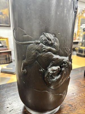 Lot 170 - A LARGE PAIR OF JAPANESE MEIJI PERIOD BRONZE VASES BY MIAYO