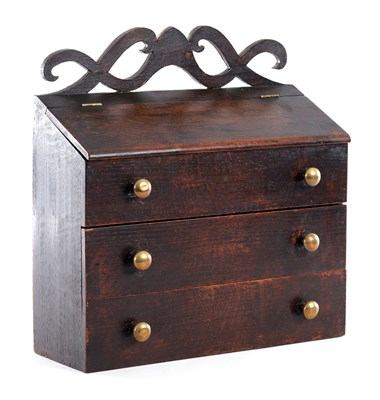 Lot 694 - AN UNUSUAL 18TH CENTURY WELSH CANDLE BOX