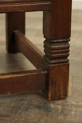 Lot 320 - A 20TH CENTURY TUDOR STYLE OAK LIVERY CUPBOARD
