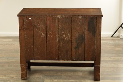 Lot 320 - A 20TH CENTURY TUDOR STYLE OAK LIVERY CUPBOARD
