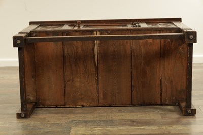 Lot 320 - A 20TH CENTURY TUDOR STYLE OAK LIVERY CUPBOARD