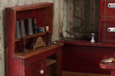 Lot 526 - A EARLY 20TH CENTURY MODEL PLAY SCENE OF A KITCHEN