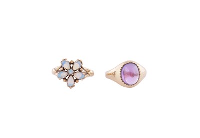 Lot 255 - TWO LADIES 9CT GOLD RINGS