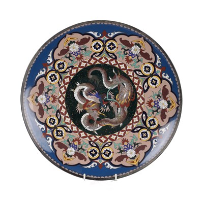 Lot 89 - A 19TH CENTURY CHINESE CLOISONNE CHARGER