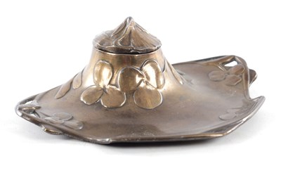 Lot 16 - AN ART NOUVEAU LIBERTY'S STYLE 'CLOVER' DESIGN PEWTER INK WELL