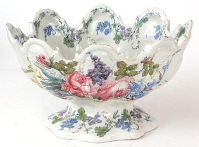 Lot 52 - AN EARLY 19TH CENTURY ITALIAN FAIENCE POTTERY...