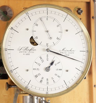 Lot 1072 - EX. ELGIN WATCH COMPANY RIEFLER OBSERVATORY REGULATOR CLOCK