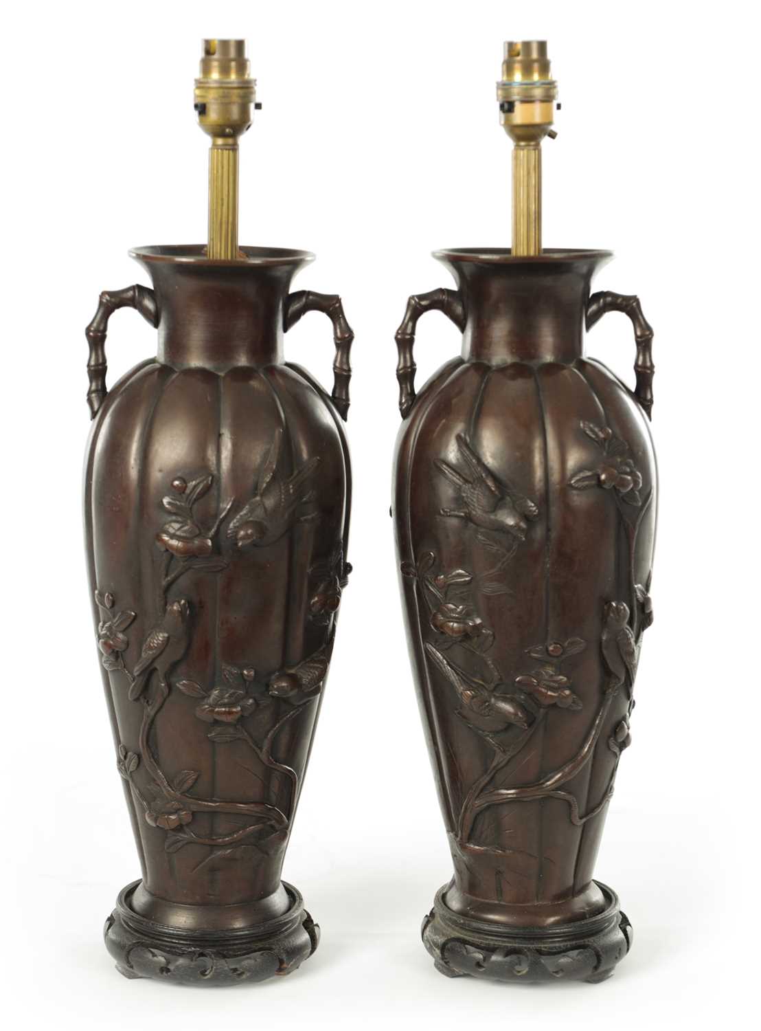 Lot 66 - A PAIR OF JAPANESE MEIJI PERIOD BRONZE TABLE LAMPS