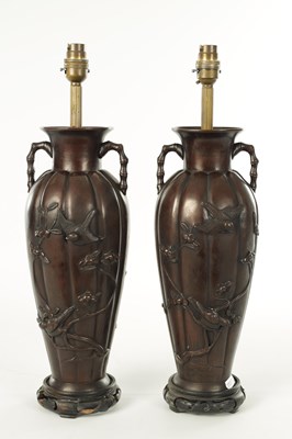 Lot 66 - A PAIR OF JAPANESE MEIJI PERIOD BRONZE TABLE LAMPS