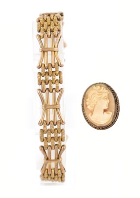 Lot 221 - A 9CT ROSE GOLD HOLD GATE BRACELET WITH LOCKET CLASP