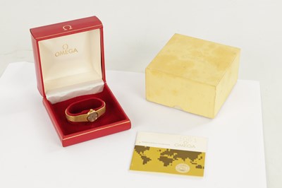 Lot 317 - A LADIES 18CT YELLOW GOLD OMEGA DE VILLE WRISTWATCH