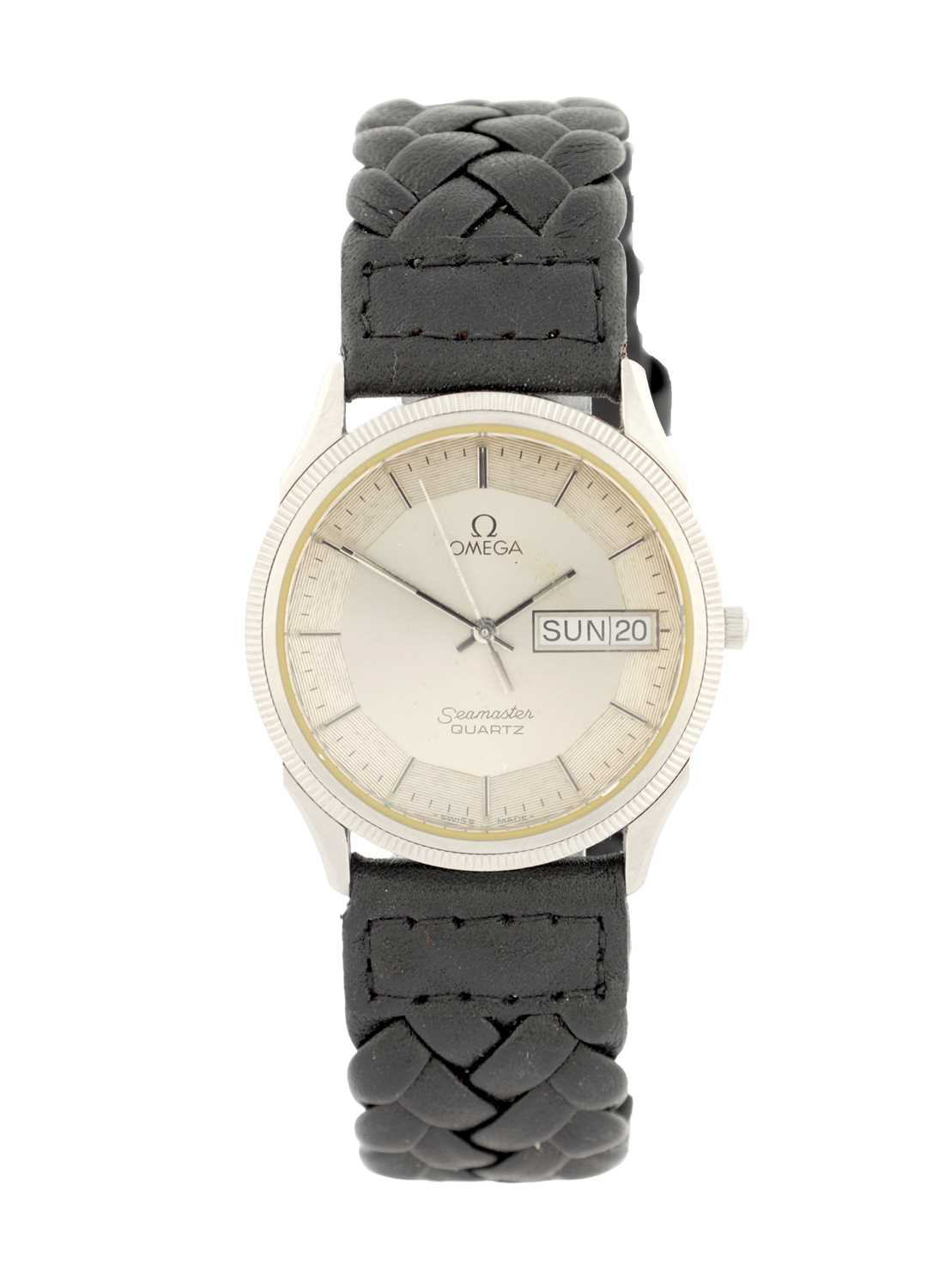 Lot 357 - A GENTLEMAN'S VINTAGE STEEL OMEGA SEAMASTER WRISTWATCH