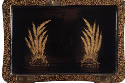 Lot 50 - A 19TH CENTURY CHINESE EXPORT LACQUERWORK TEA CADDY