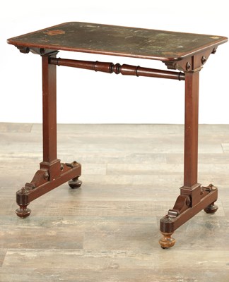 Lot 1324 - A SMALL SIZED REGENCY MAHOGANY OCCASIONAL TABLE