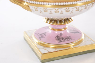 Lot 11 - AN IMPRESSIVE PAIR OF EARLY 19TH CENTURY WORCESTER BARR FLIGHT & BARR LIDDED ICE PAILS