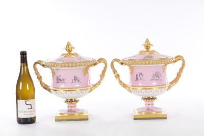 Lot 11 - AN IMPRESSIVE PAIR OF EARLY 19TH CENTURY WORCESTER BARR FLIGHT & BARR LIDDED ICE PAILS