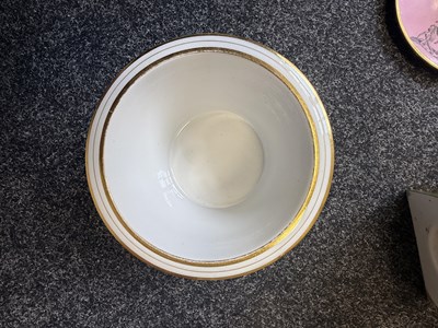 Lot 11 - AN IMPRESSIVE PAIR OF EARLY 19TH CENTURY WORCESTER BARR FLIGHT & BARR LIDDED ICE PAILS